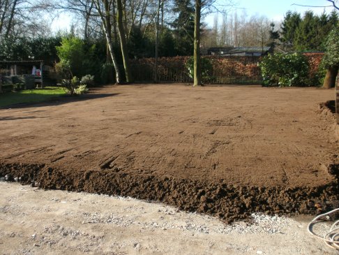 Nivelleren tuin 1