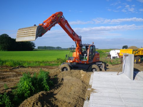 uitgraven koeienstal (13)