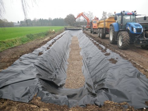 aanleg bufferbekken aan kippenstal 9