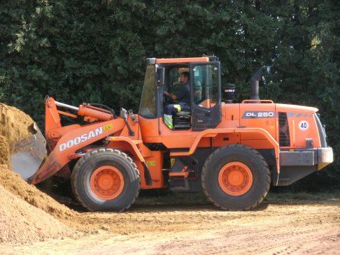 Doosan DL 250 16