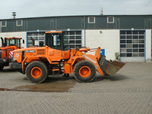 Doosan DL250 2