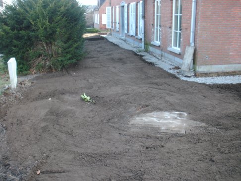 Nivelleren tuin 15